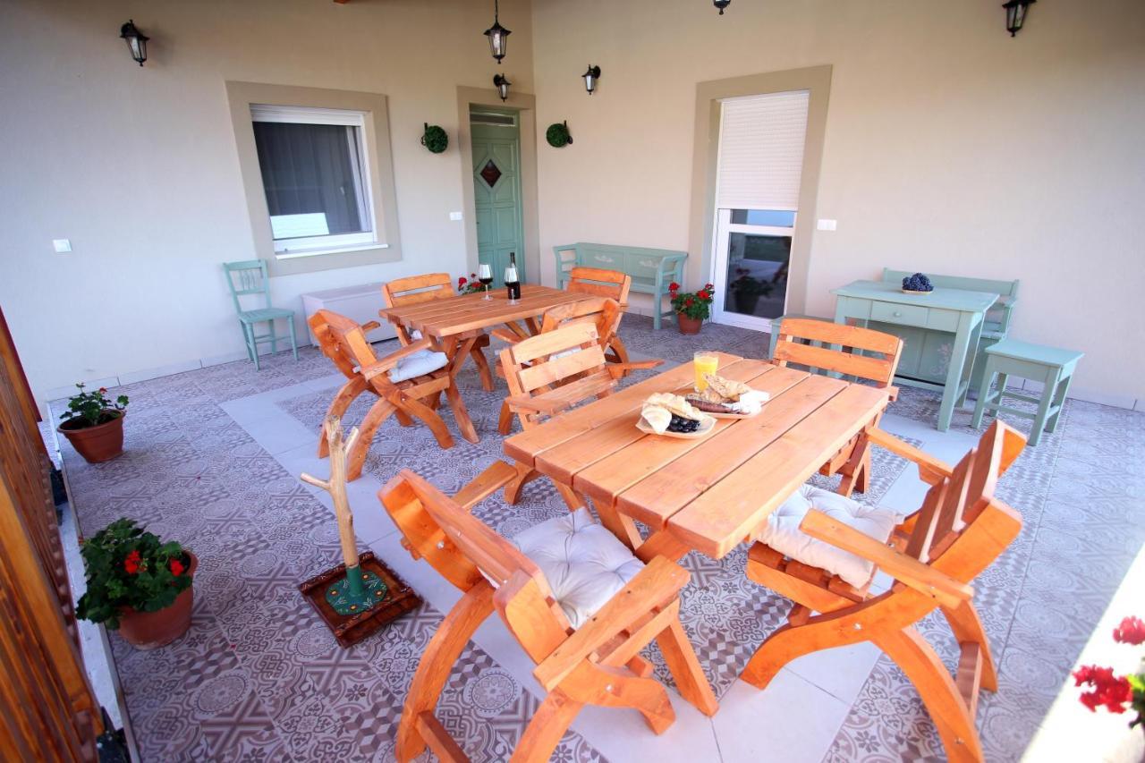 A Zoldbiciklis Haz Apartment Egerszalók Exterior foto