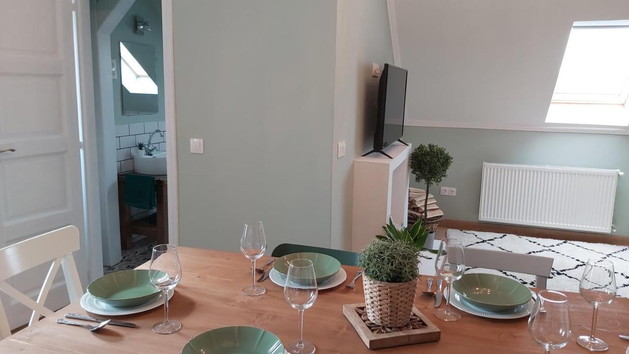 A Zoldbiciklis Haz Apartment Egerszalók Exterior foto